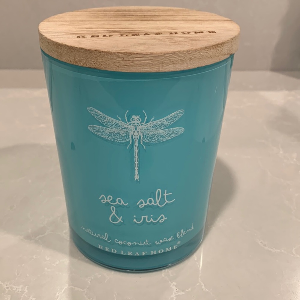 NWT, Red Leaf Home Sea Salt & Iris candle